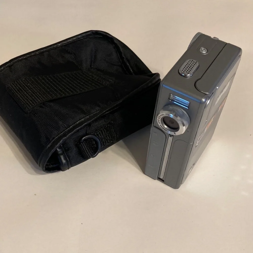 Mini Video Camera - Picture 3 of 5